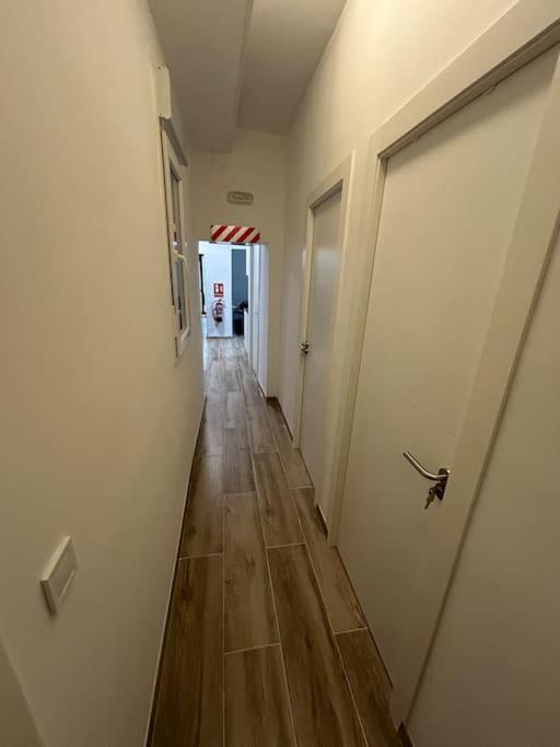 Apartamento Recien Reformado Con 5 Habitaciones Y 3 Banos 마드리드 외부 사진
